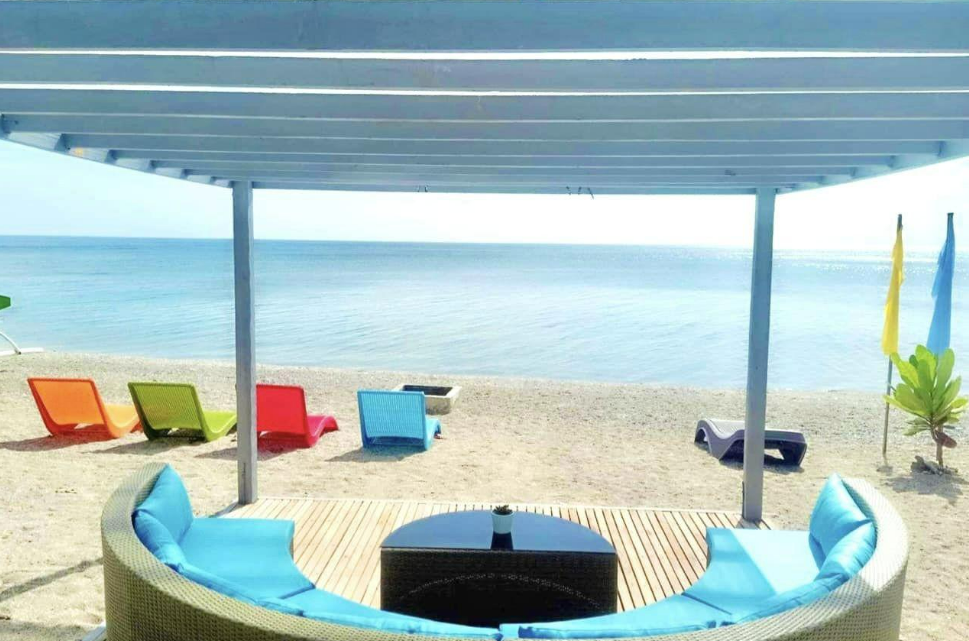 KALEAKAI BEACH HOUSE